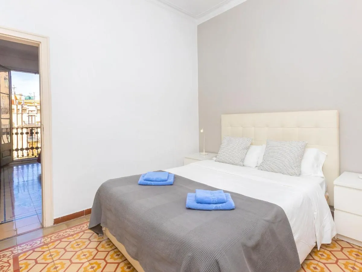 Apartment Eix-Dret-Roger De Lluria-Valencia By Interhome